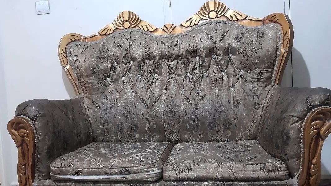 مبل ۷نفره سالم قیمت یک تومن|مبلمان خانگی و میز عسلی|تهران, مسعودیه|دیوار