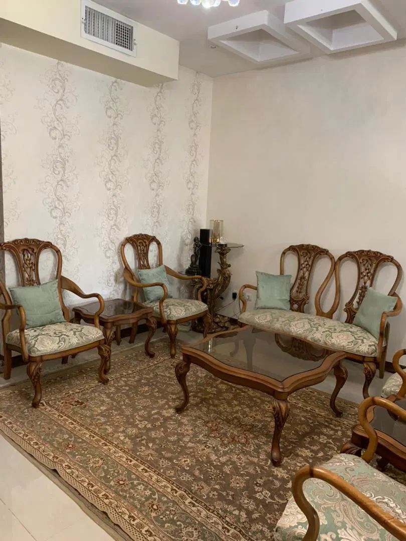 مبلمان استیل شش نفره به همراه میزناهارخوری هشت نفر|مبلمان خانگی و میز عسلی|تهران, عباس‌آباد|دیوار