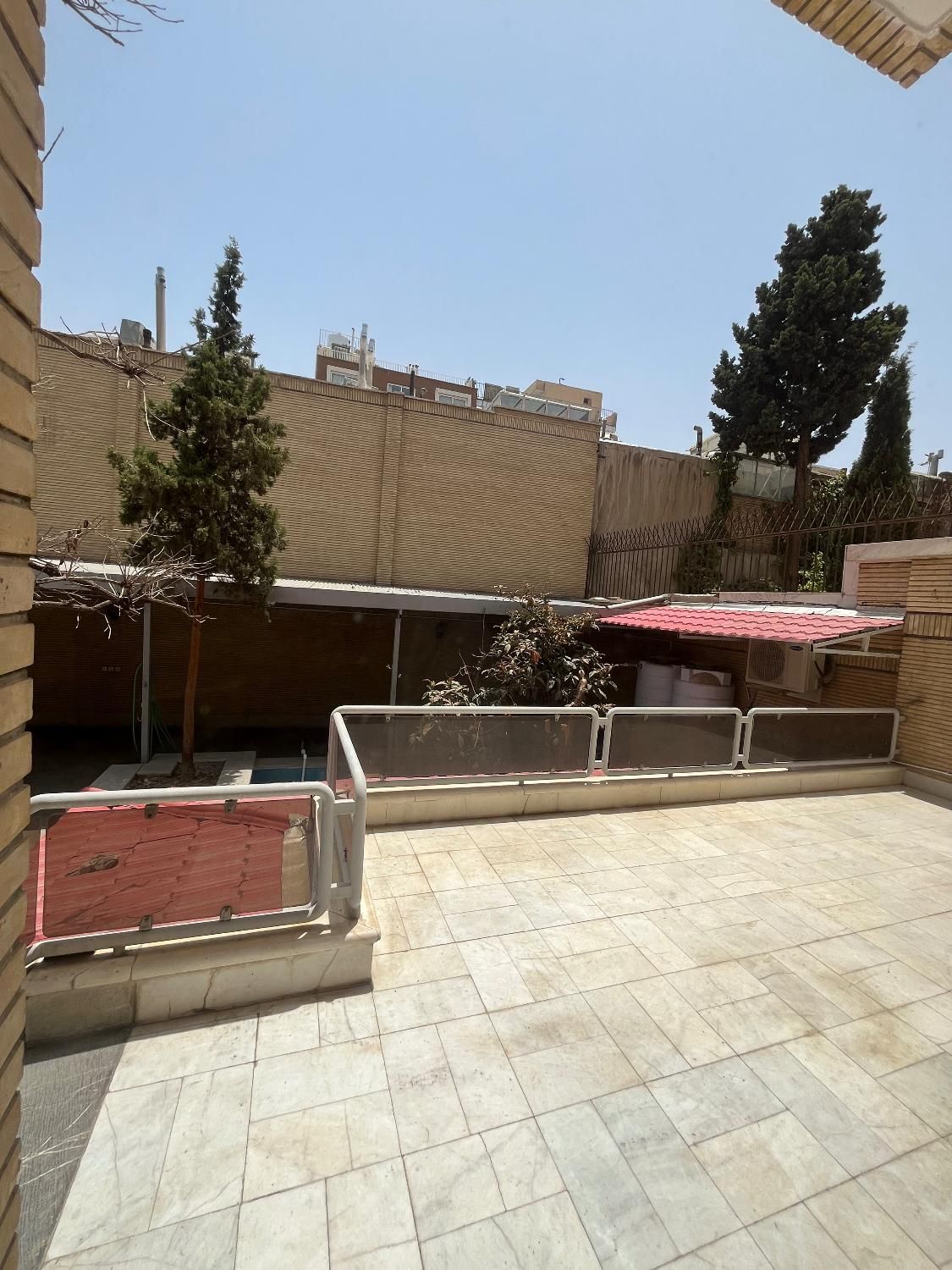 اجاره همکف دربستی|اجارهٔ خانه و ویلا|اصفهان, باغ زرشک|دیوار