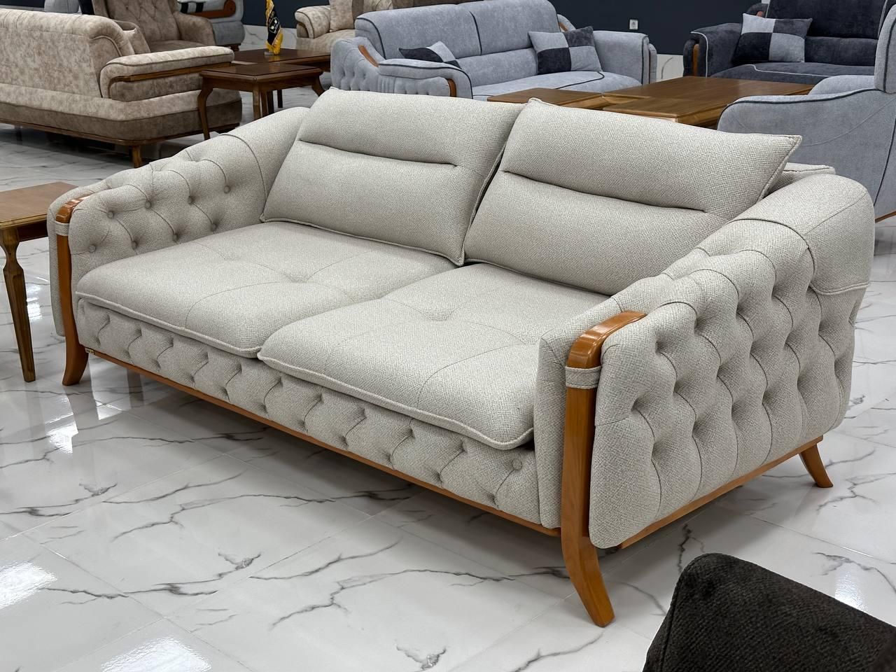 تعویض مبل قدیمی با نو با اقساط ۱۶ ماه بدون سود|مبلمان خانگی و میز عسلی|مشهد, شهرک رازی (شهرک غرب)|دیوار