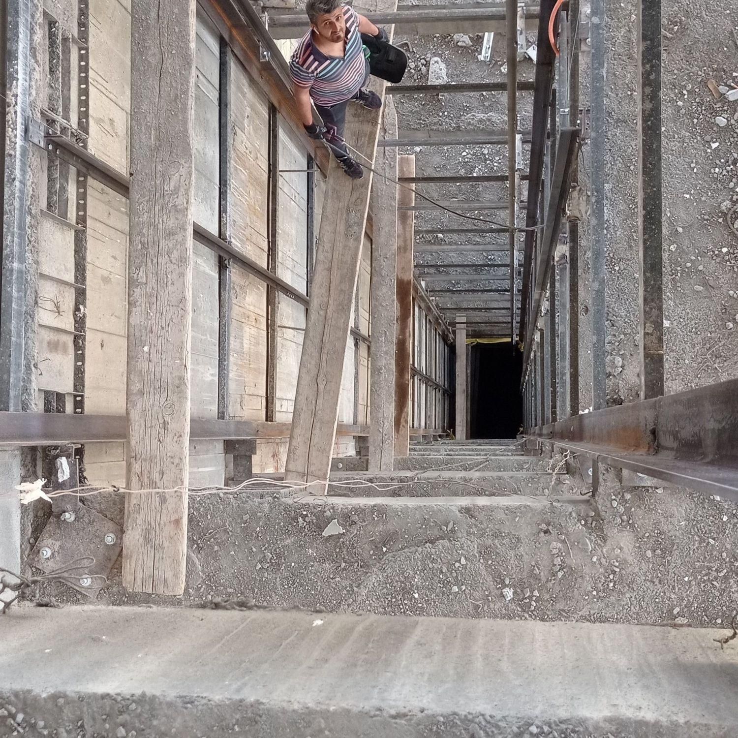 شرکت اسانسوری کیهان گستر عرش اریا|ماشینآلات صنعتی|قزوین, |دیوار