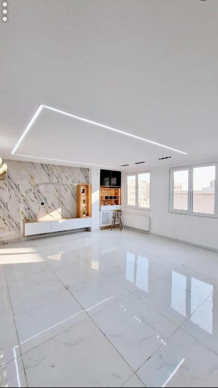 آپارتمان ۸۰ متری /تاپ لوکیشن / ۲ خواب|فروش آپارتمان|تهران, باغ فیض|دیوار