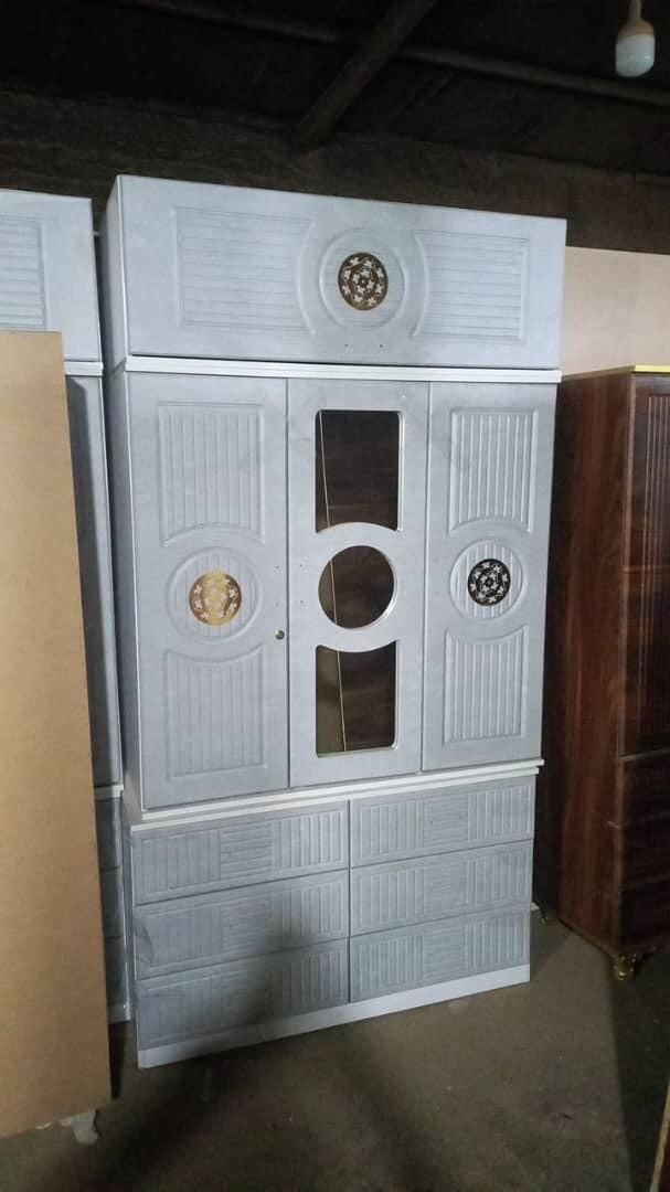 کمد لباس دراور|جاکفشی، کمد، دراور|یزد, |دیوار