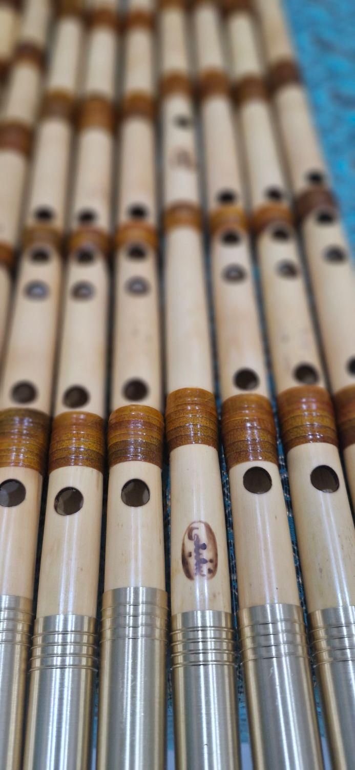 نی هفت بند|سازهای سنتی|قم, زنبیل آباد|دیوار