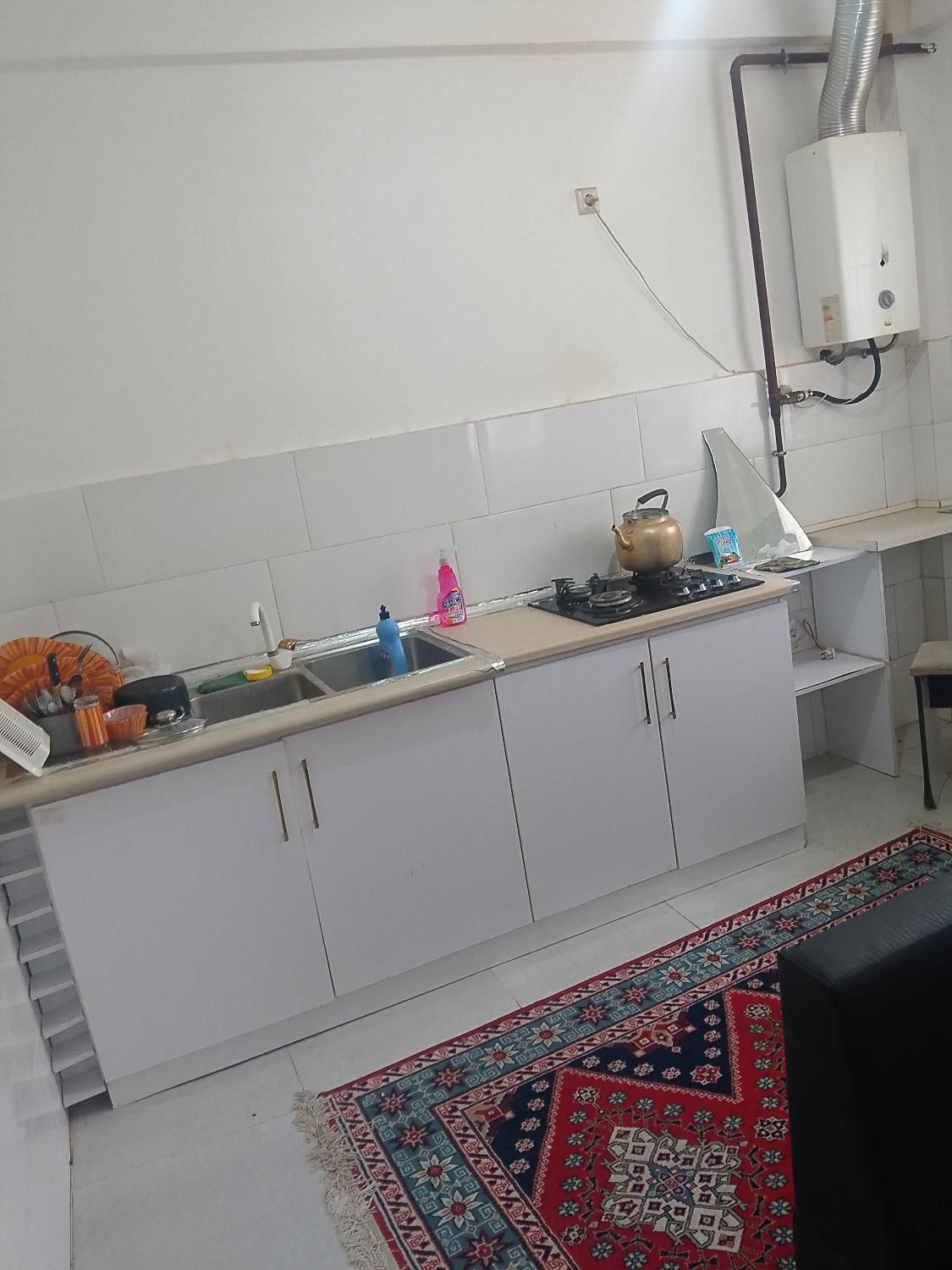 محیط امن و با آرامش|اجارهٔ کوتاهمدت آپارتمان و سوئیت|رشت, فخب|دیوار