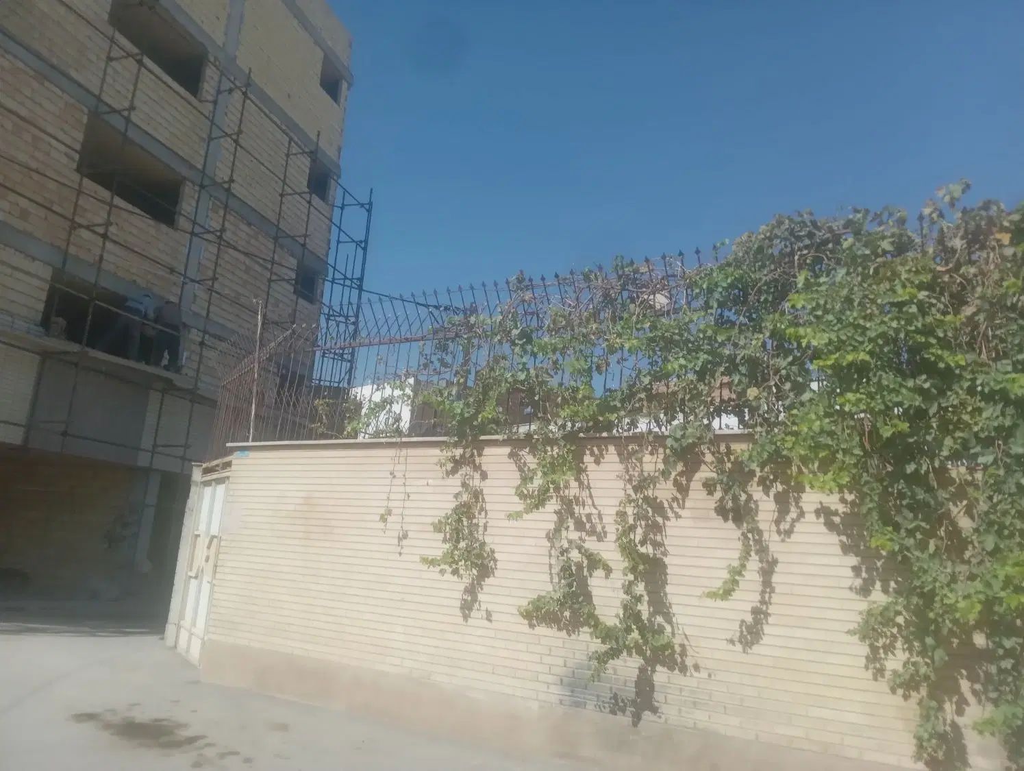 فروش ۲۲۷متر مسکونی دونبش|فروش زمین و ملک کلنگی|اصفهان, ابر|دیوار