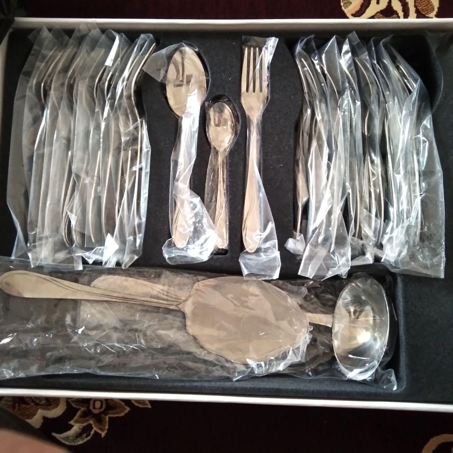 قاشق چنگال ۱۲ نفری|ظروف سرو و پذیرایی|خوی, |دیوار