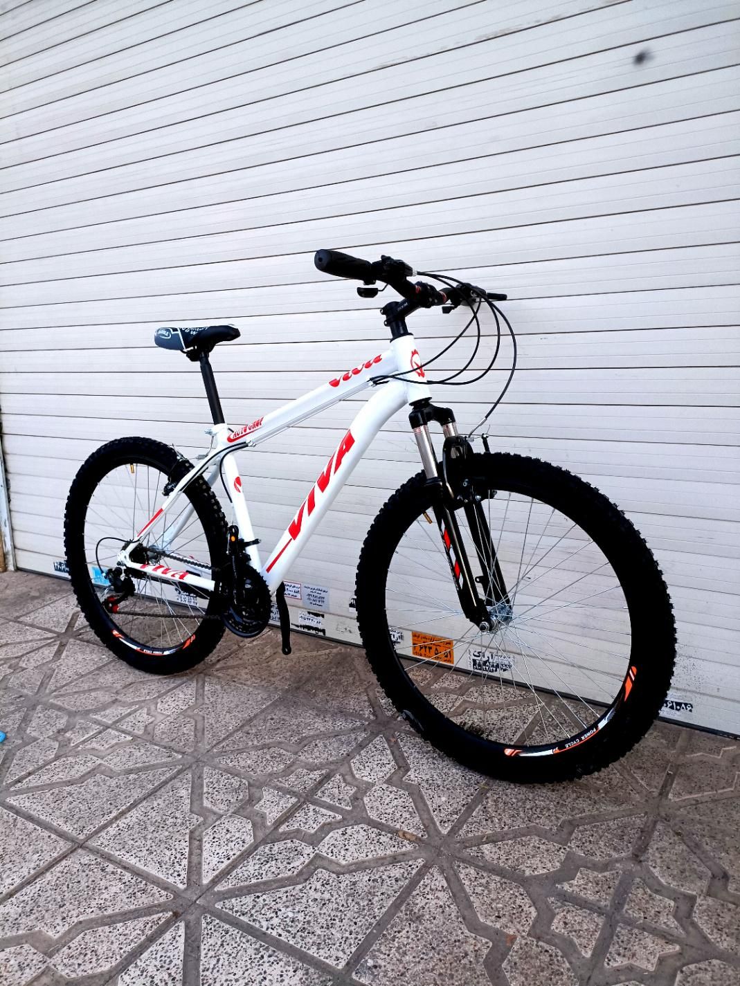 دوچرخه اکسیژن مدلش ویوا هست|دوچرخه، اسکیت، اسکوتر|مشهد, جاهد شهر|دیوار