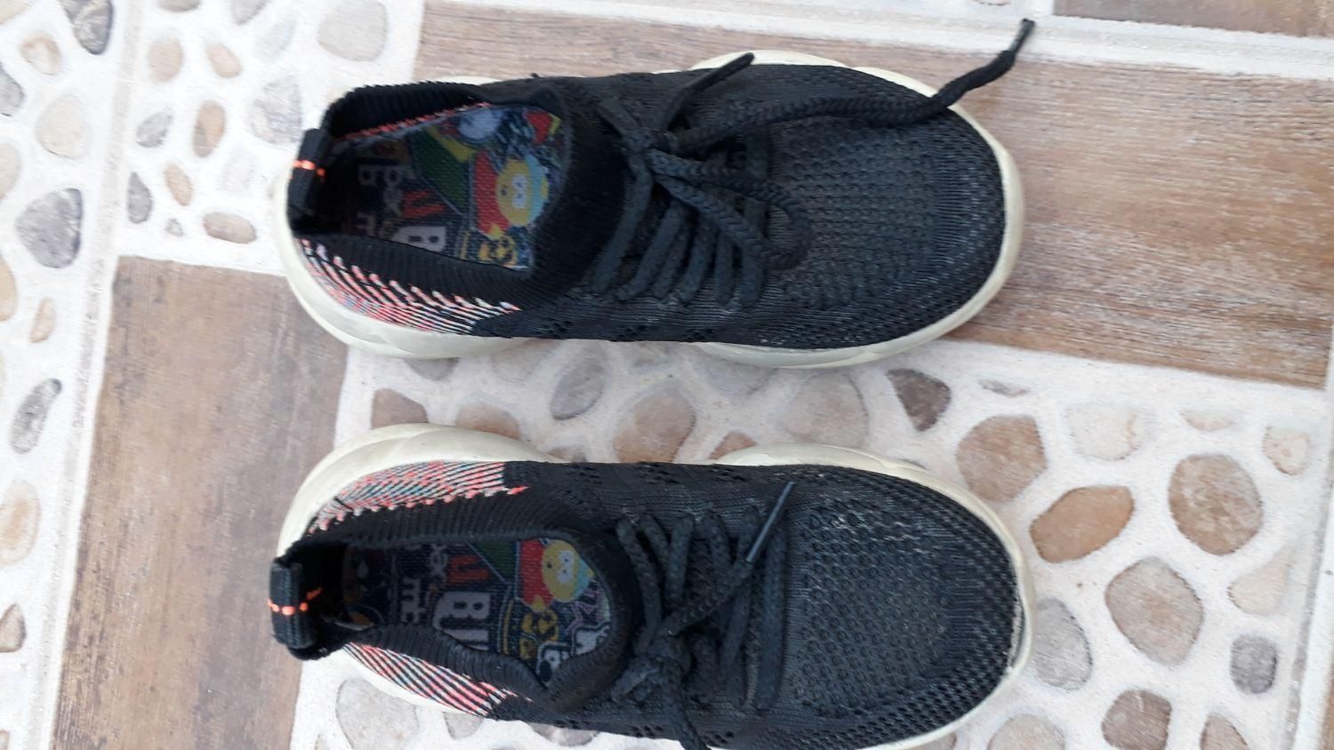 کفش|کفش و لباس بچه|برخوار, |دیوار