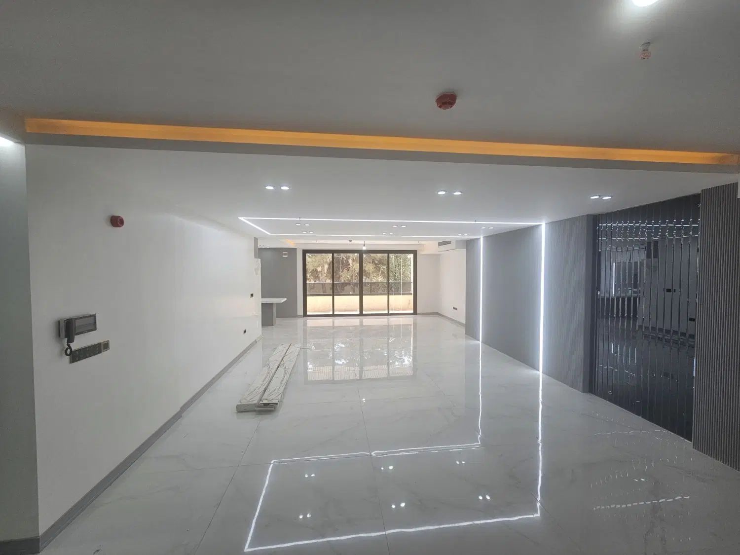120مترنوساز/2خواب/دسترسی فوق العاده/تک واحدی/جنوبی|فروش آپارتمان|اصفهان, طامه|دیوار