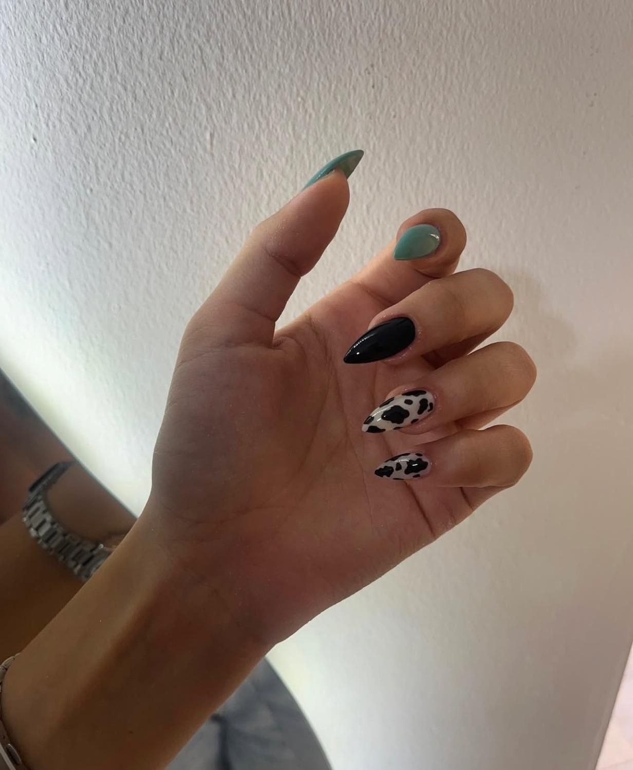 مرکز خدمات کاشت ناخن|خدمات آرایشگری و زیبایی|فردیس, فردیس|دیوار