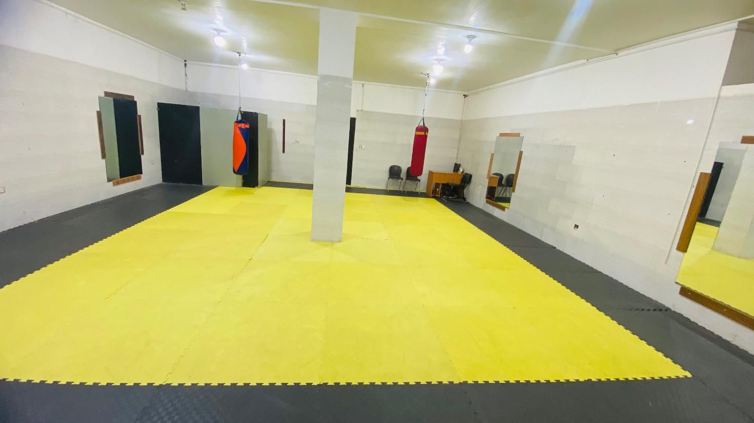 اجاره سانس،ثبت نام هنرجو،آموزش،باشگاه سلمان فارسی|اجارهٔ کوتاهمدت دفتر کار و فضای آموزشی|کرمان, |دیوار