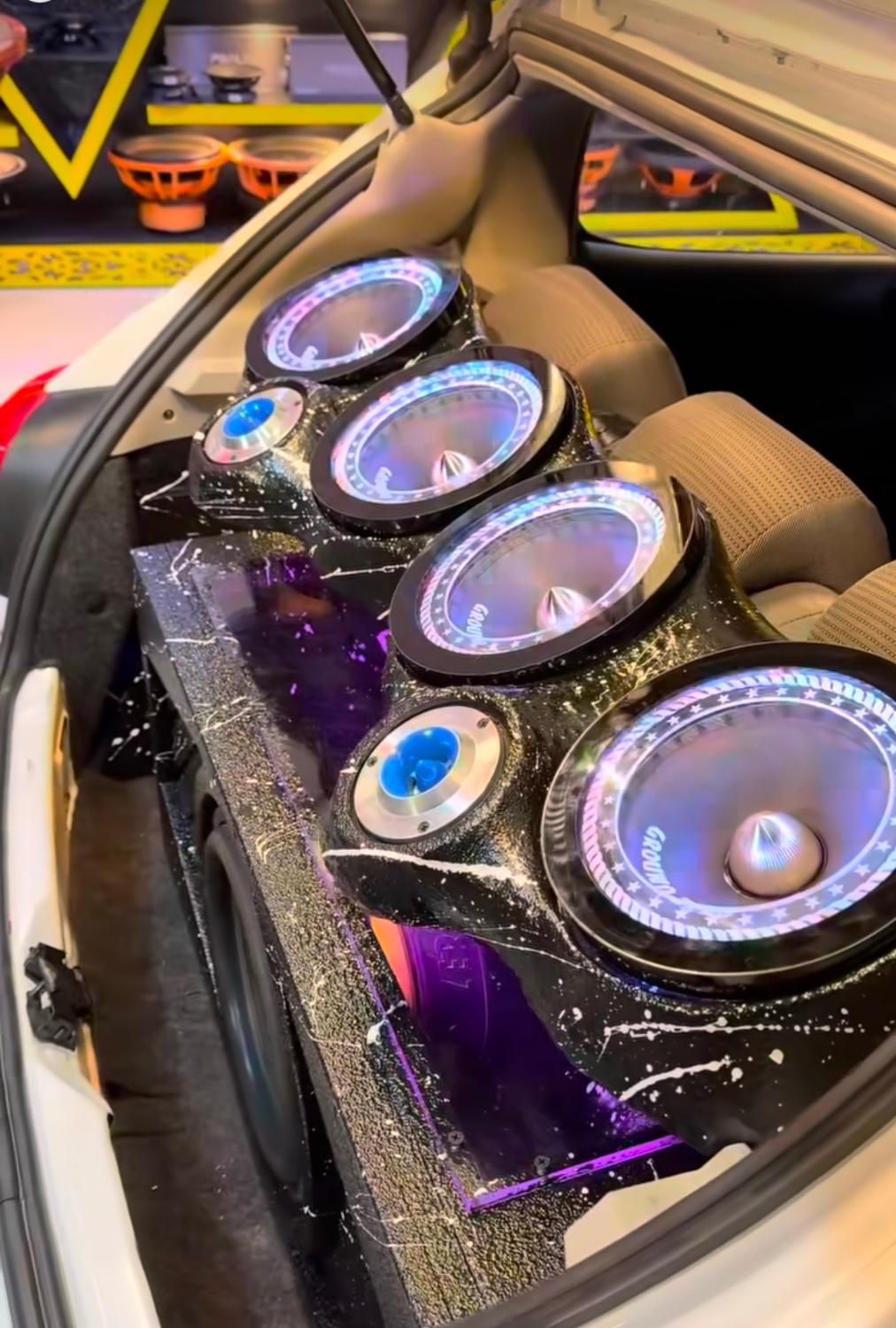 xسیستم صوتی mمانیتور ماشین cچک ۲ ساله c|قطعات یدکی و لوازم جانبی|اصفهان, مهدیه|دیوار