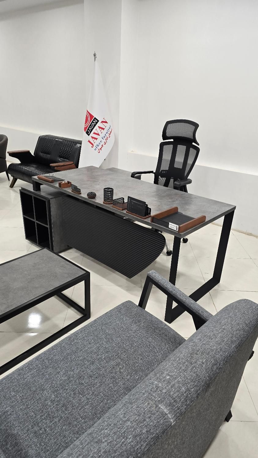 میز مدیریت تیارا|دفتر کار|یزد, |دیوار