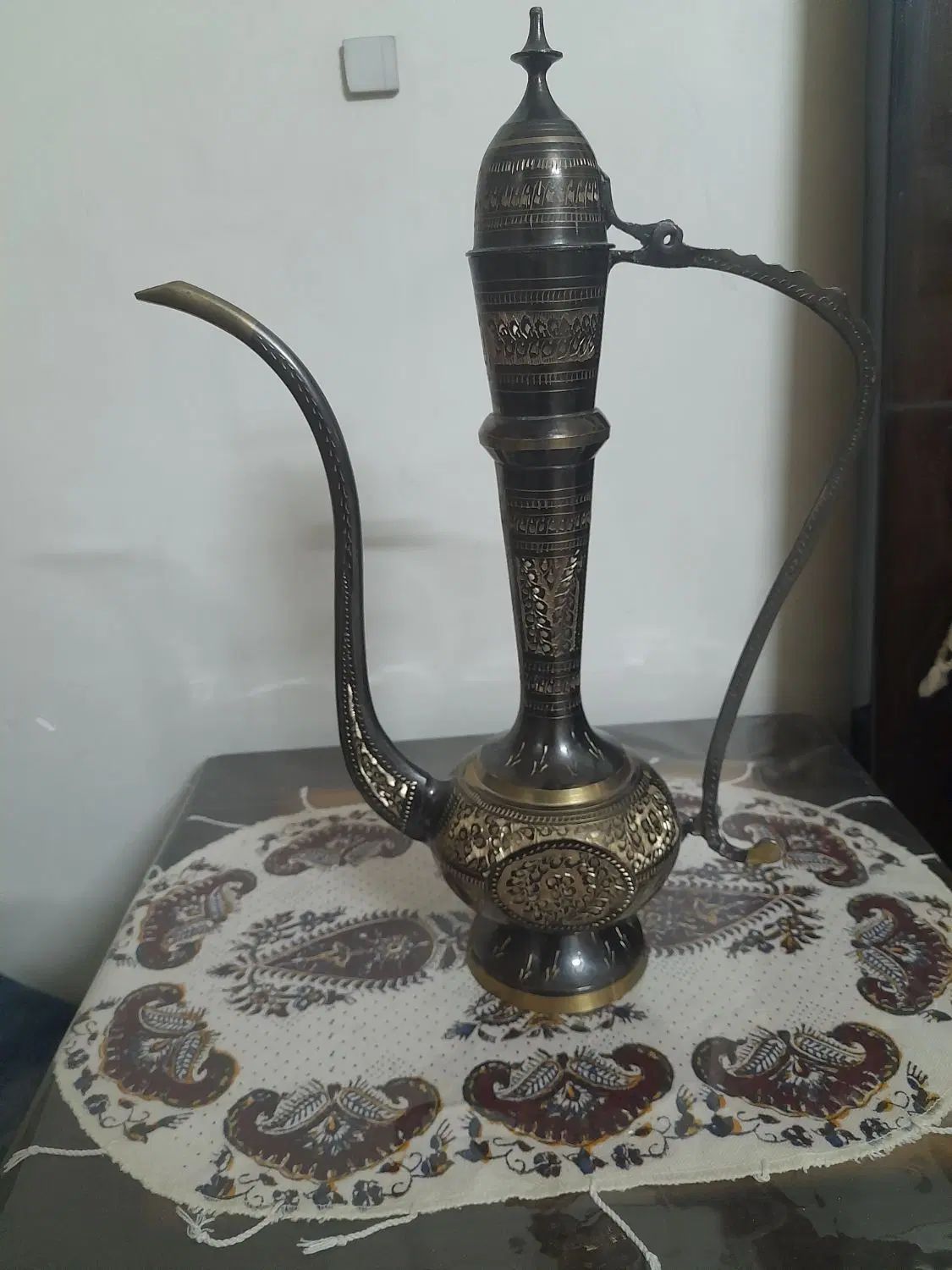 گلابپاش برنجی قلمزنی|کلکسیون اشیاء عتیقه|اصفهان, خانه اصفهان|دیوار