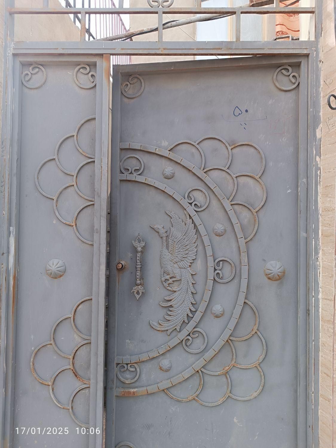 نقاشی درب و پنجره ساختمانی|خدمات پیشه و مهارت|رباط‌کریم, رباط‌کریم|دیوار