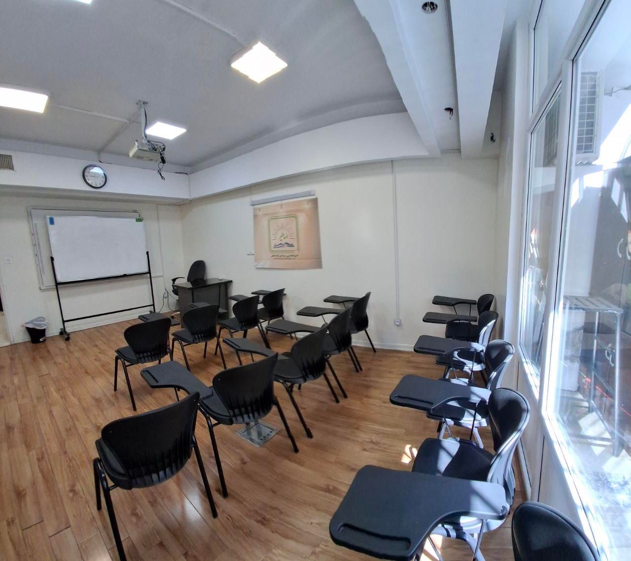 اجاره کلاس درس و فضای آموزشی|اجارهٔ کوتاهمدت دفتر کار و فضای آموزشی|تهران, فردوس|دیوار