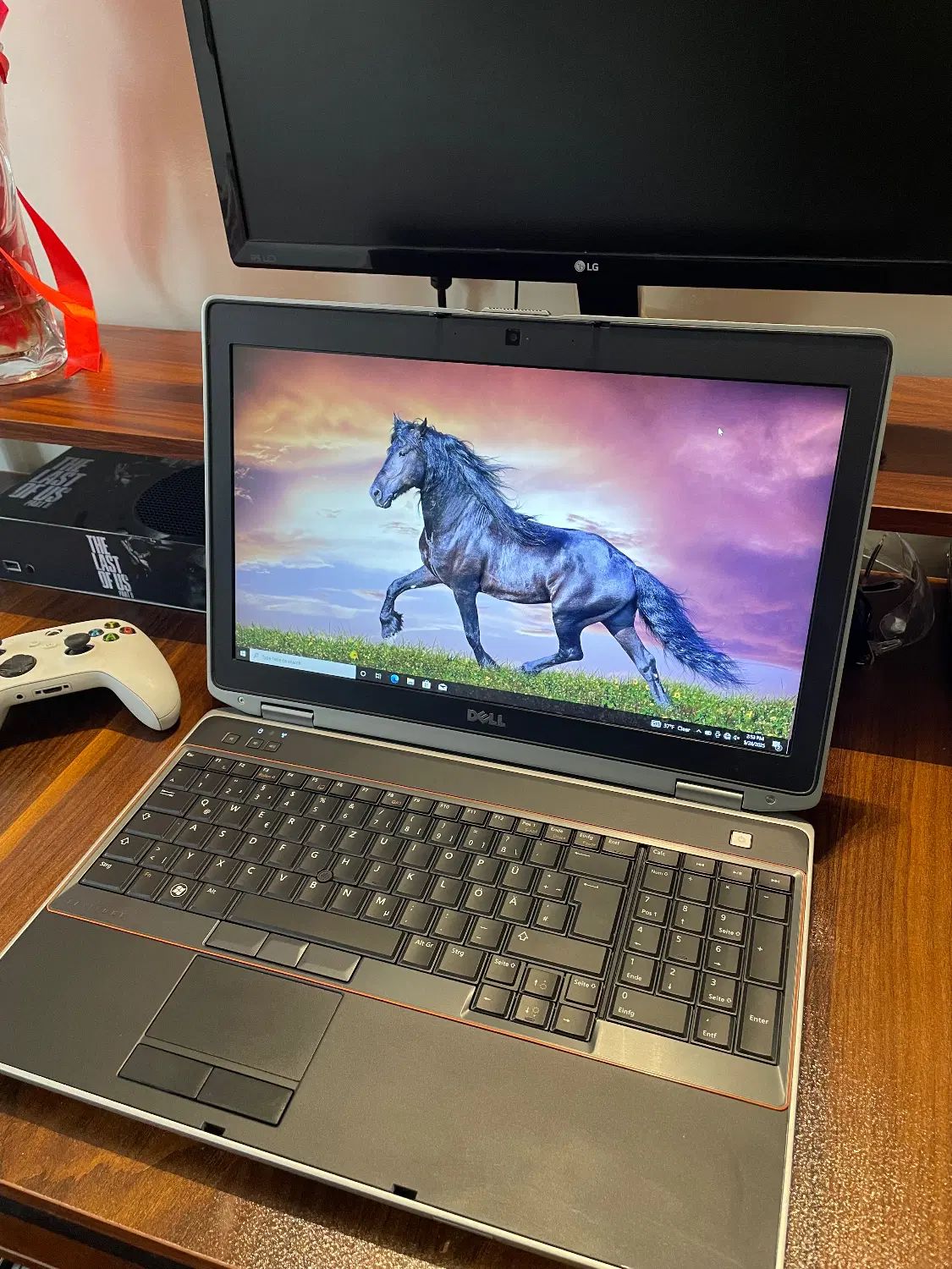لپتاب امریکایی Dell i7 گرافیک 4G هاردSsd رم ۸ سالم|رایانه همراه|تهران, بلورسازی|دیوار