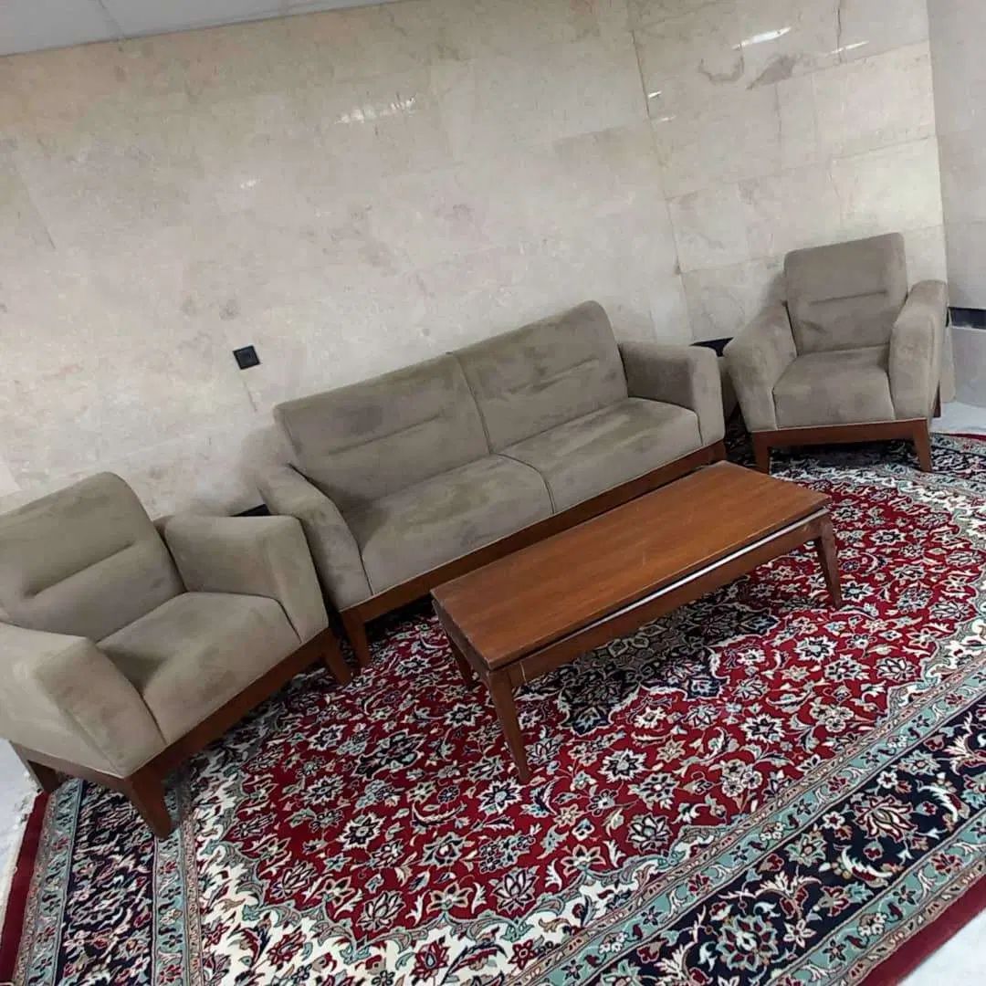 سرویس مبلمان راحتی پنج نفره|مبلمان خانگی و میز عسلی|مشهد, ثامن|دیوار