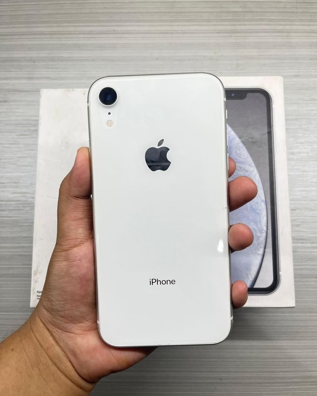iPhoneXR با حافظهٔ ۱۲۸ گیگابایت|موبایل|اصفهان, پارک مشتاق|دیوار