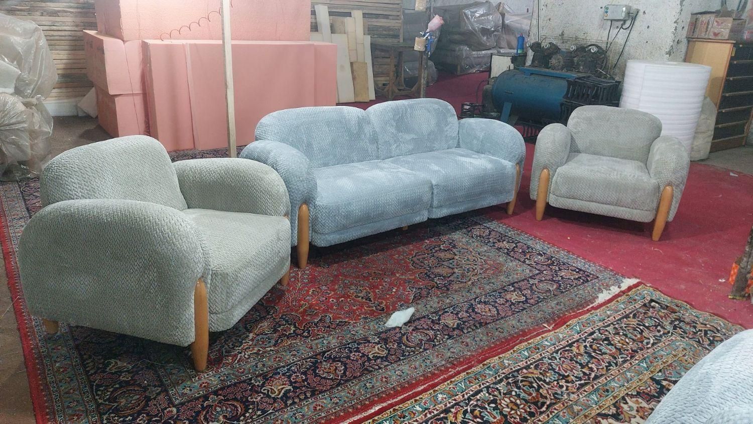 مبل تدی ورساچ جدید|مبلمان خانگی و میز عسلی|پردیس, شهرک صنعتی خرمدشت فاز ۷|دیوار