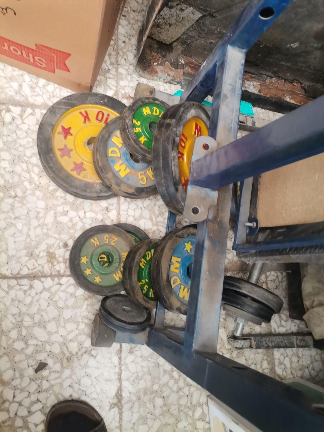 میز پرس سینه با لوازم|تجهیزات ورزشی|قرچک, باقرآباد|دیوار