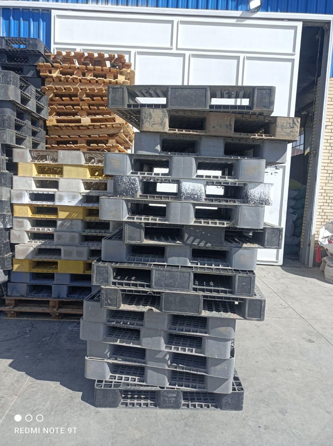 پالت پلاستیکی وچوبی سالم|عمدهفروشی|شیراز, میانرود|دیوار