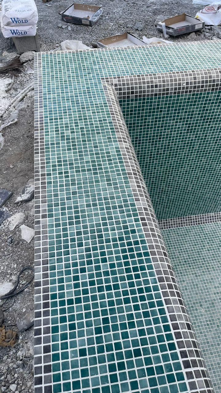 کاشیکار استخر جکوزی مینیاتوری  تخصصی|خدمات پیشه و مهارت|رامسر, |دیوار