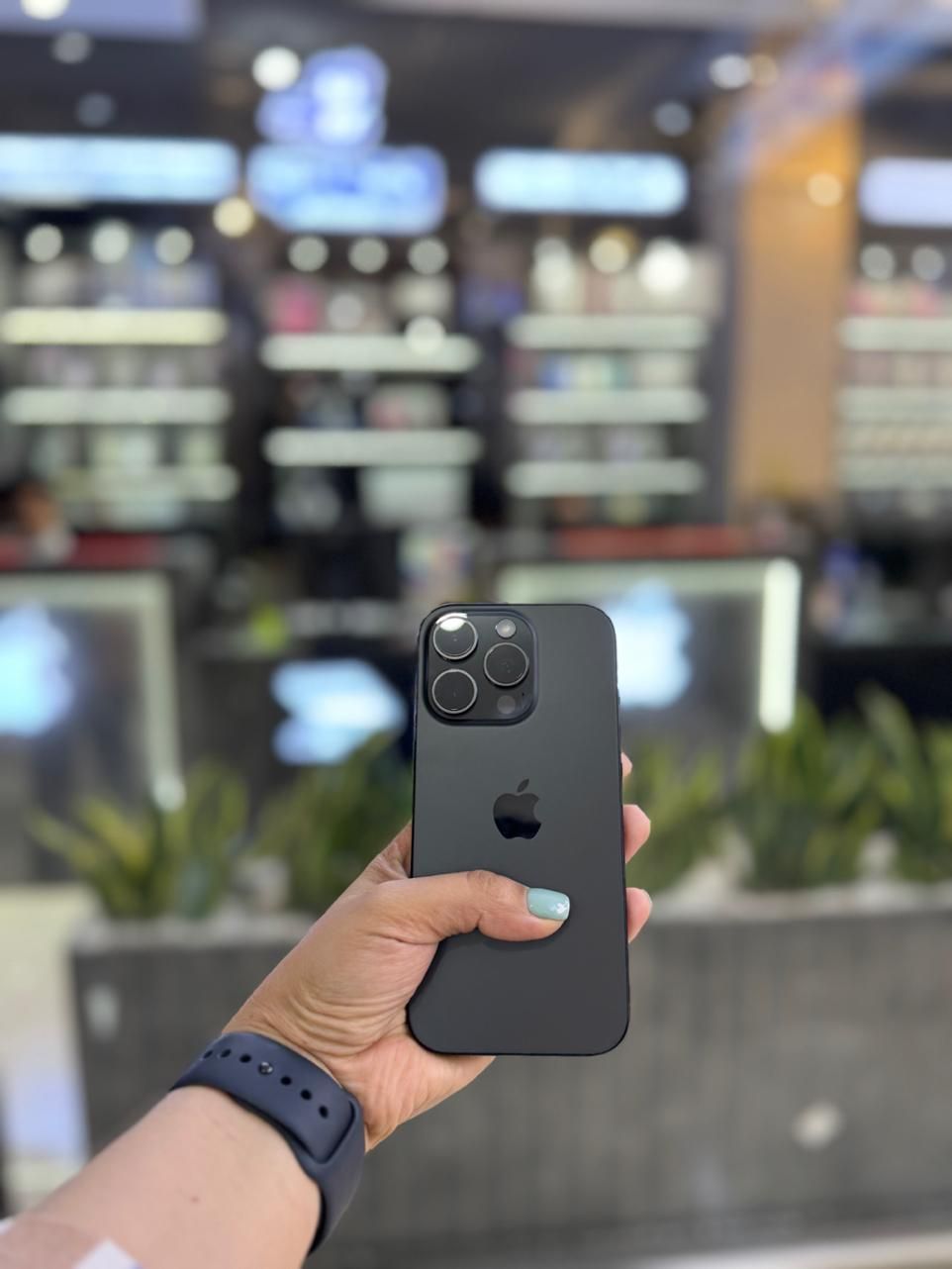 آیفون 16 پرو با شرایطی که فقط تو رو خاص میکنه|موبایل|اصفهان, احمدآباد|دیوار