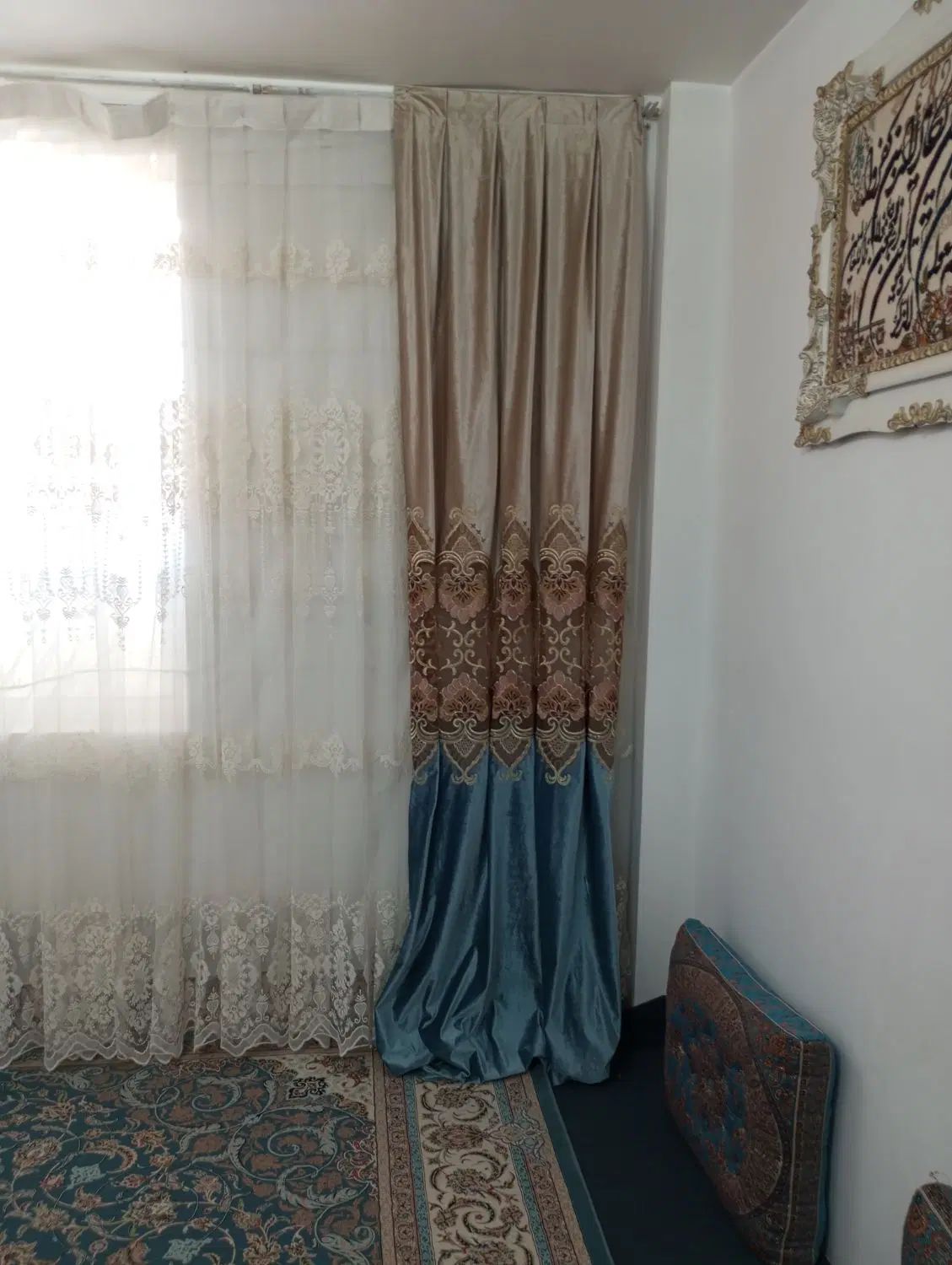 پرده ده متر پلیسه شده حدوداچهارمتر باوالان|پرده، رانر، رومیزی|سبزوار, باهنر|دیوار