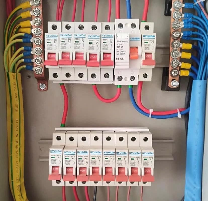 انجام برقکاری. تک فاز ، سه فاز.|خدمات پیشه و مهارت|شهریار, شهریار|دیوار