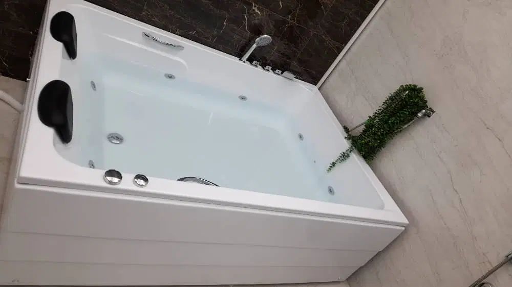 دونفره جکوزی خانگی ۸عدد ماساژور پر فشار|لوازم حمام|تهران, چیذر|دیوار