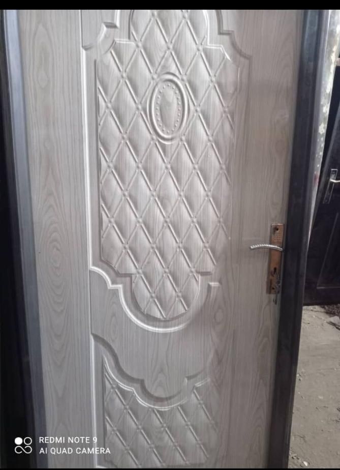 با قفل کلید با چهارچوب درب اتاقی|مصالح و تجهیزات ساختمان|قشم, |دیوار