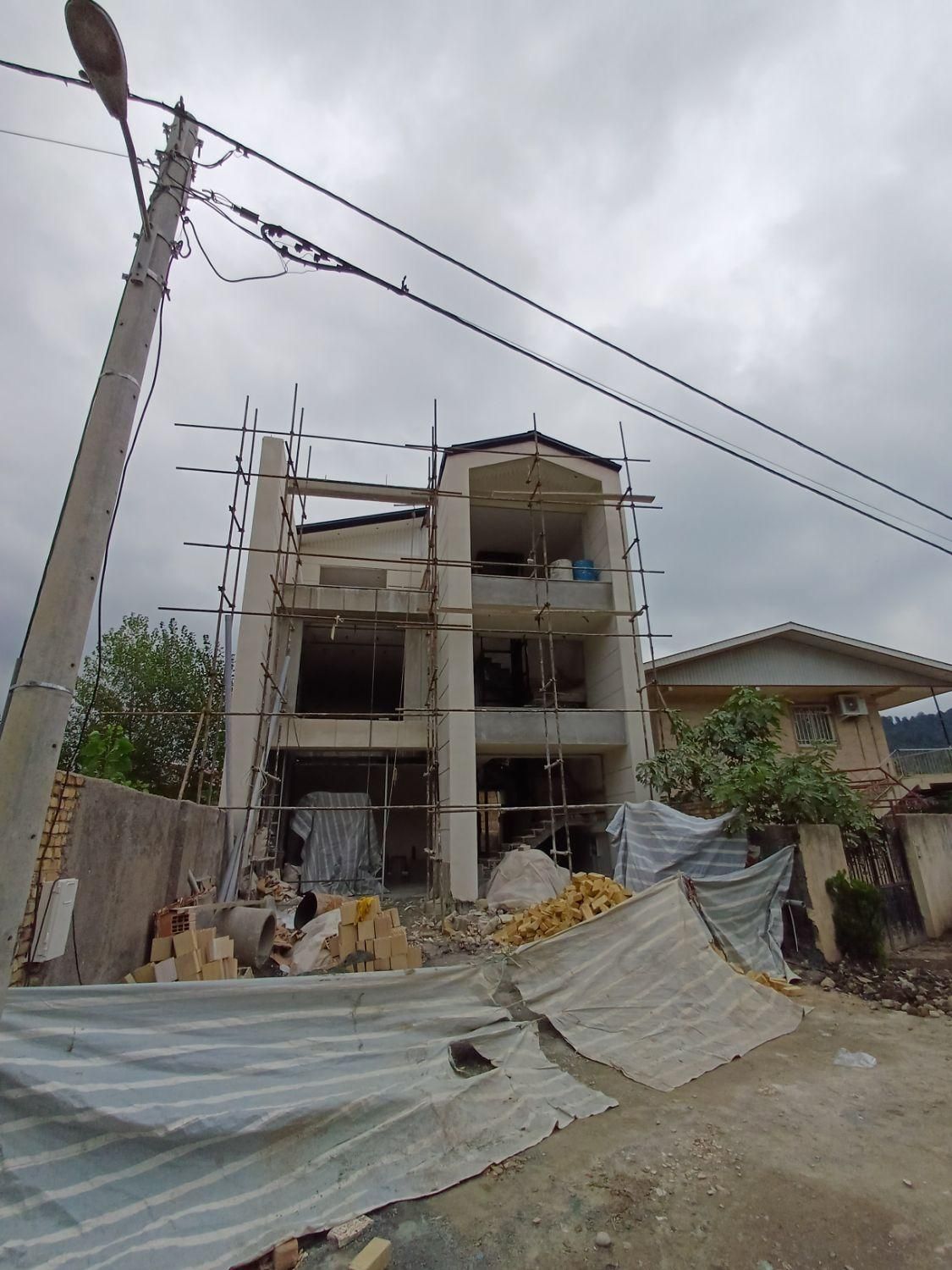 نقاشی ساختمان و اجرای نما گیلان عایق|خدمات پیشه و مهارت|ماسال, |دیوار