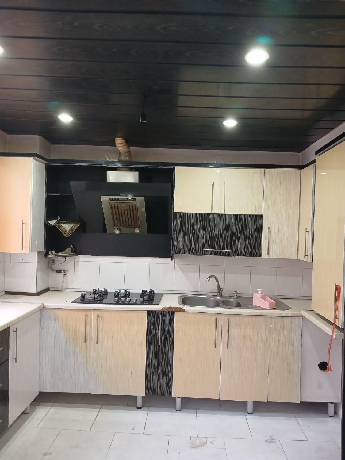 آپارتمان ۷۰ متری شهرک ۱۰۰۲ واحدی بوستان|فروش آپارتمان|هشتگرد, شهرک بوستان|دیوار