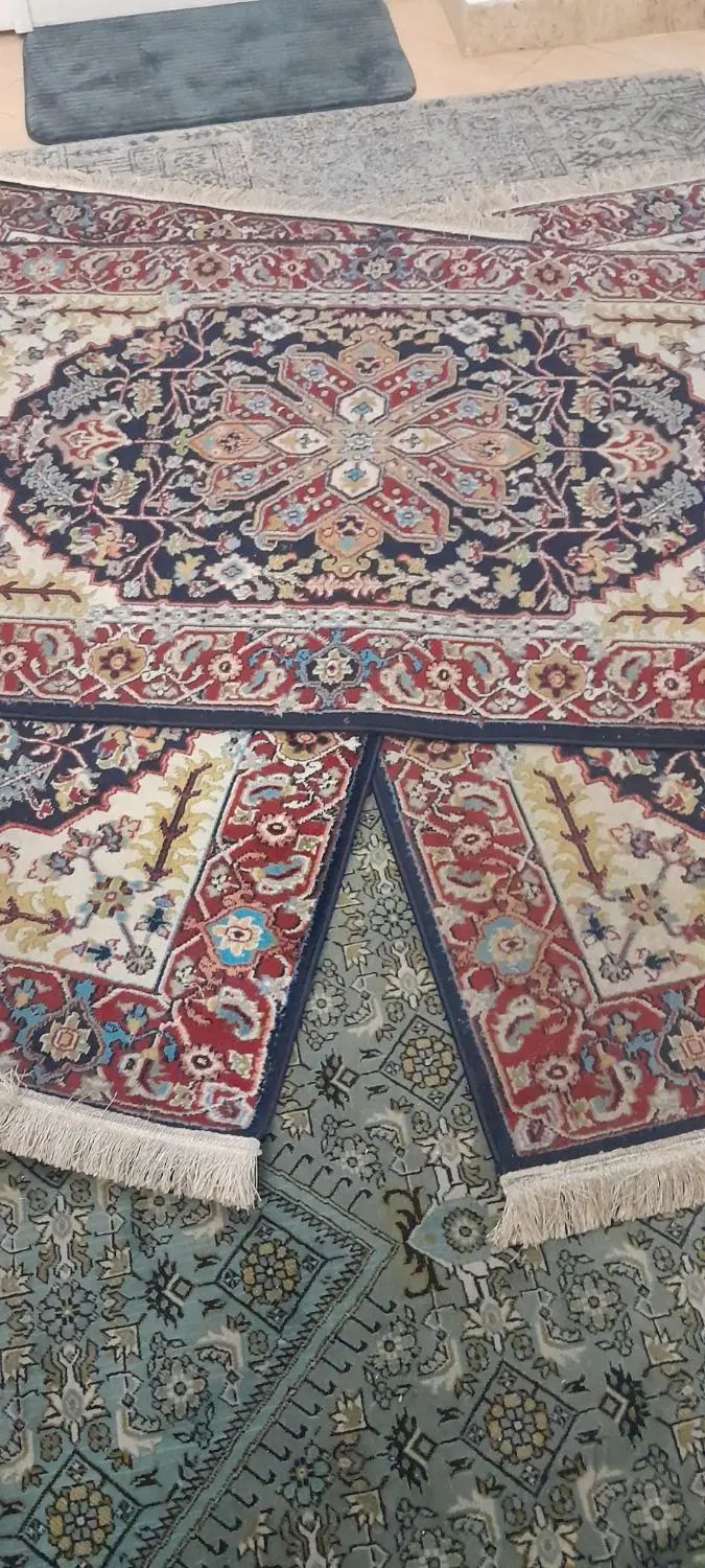 ۳ تخته فرش گبه  سورمه ای ۱×۱.۵|فرش|رشت, گلسار|دیوار