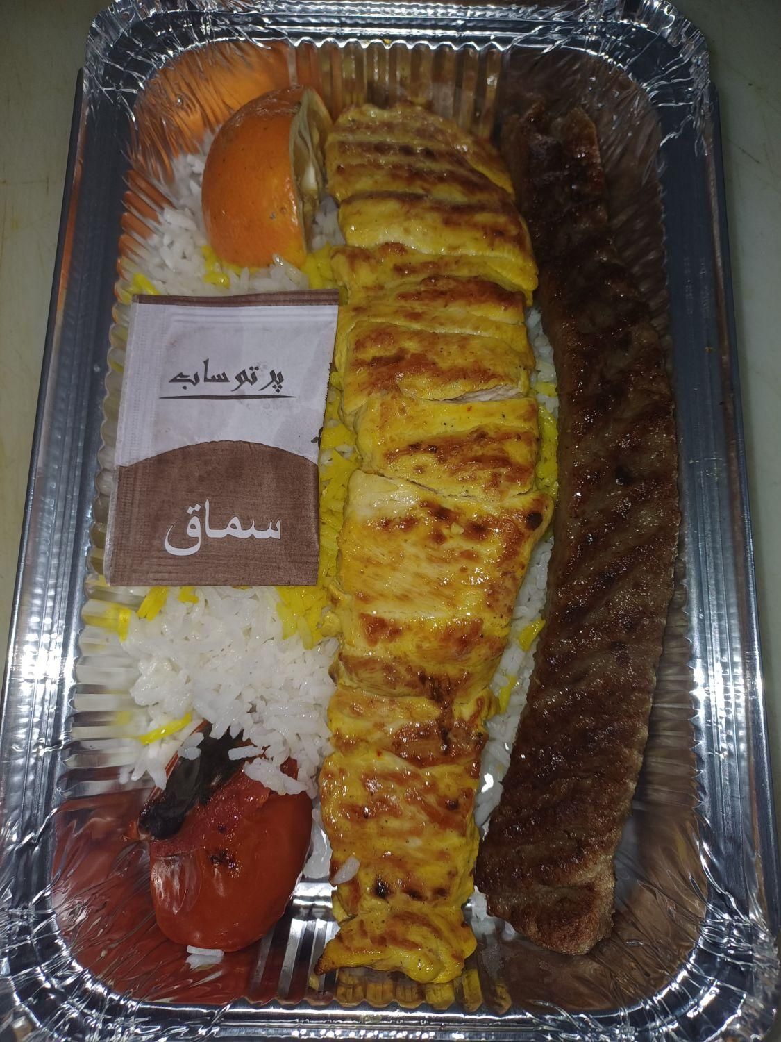 تهیه وتوزیع غذای مجالس ارگانهاوکارخانجات|خدمات پذیرایی، مراسم|قم, زمان زاده|دیوار