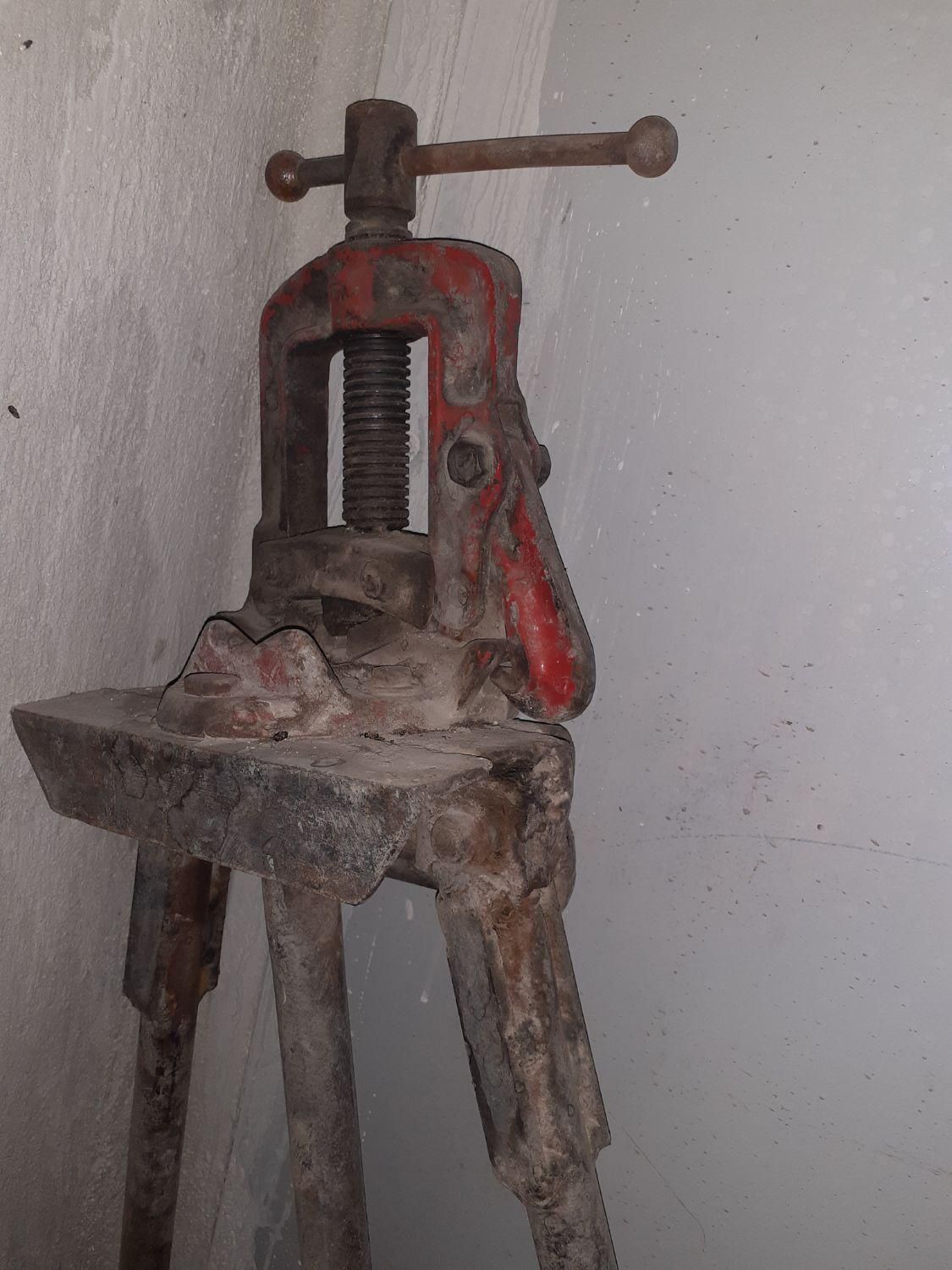 سه پایه|کلکسیون اشیاء عتیقه|تهران, حسنآباد|دیوار