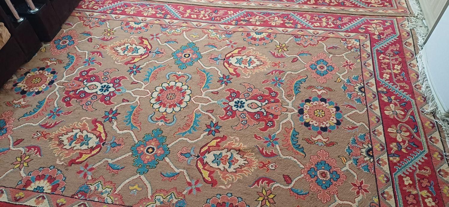 دو عدد فرش ۹ متر|فرش|تهران, امامزاده حسن(ع)|دیوار