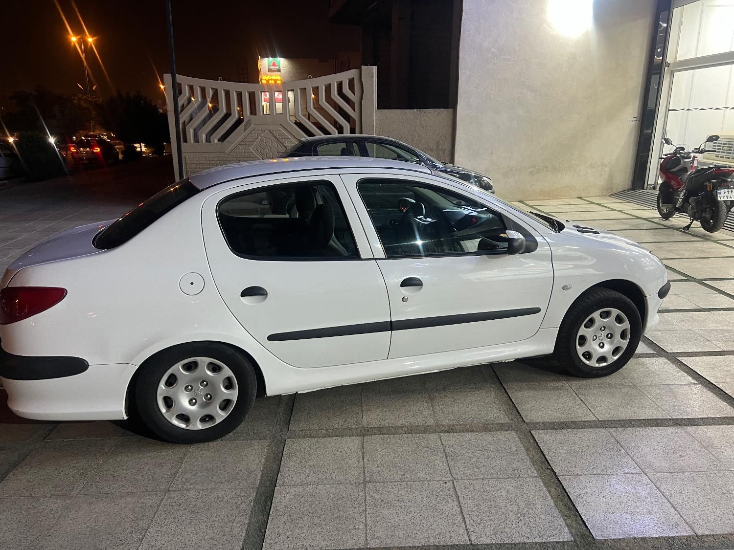 پژو 206 SD V8، مدل ۱۳۹۵|خودرو سواری و وانت|یزد, |دیوار