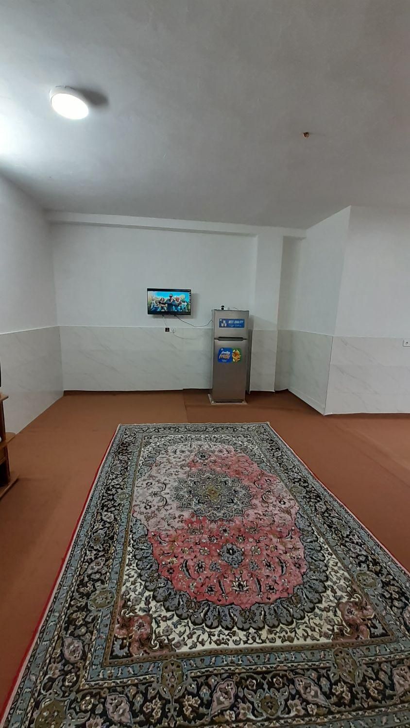 اجاره روزانه واحد همکف پارکینگ دار|اجارهٔ کوتاه‌مدت آپارتمان و سوئیت|بندر ترکمن, |دیوار