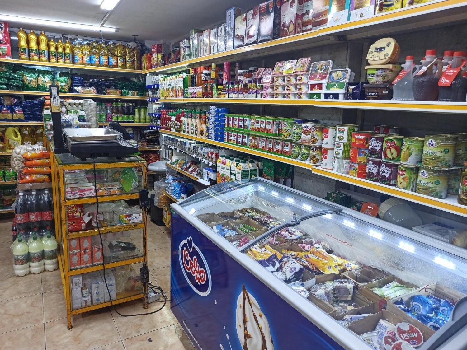 کارگر سوپر مارکت (نیمه وقت .تمام وقت )|استخدام خدمات فروشگاه و رستوران|تهران, وحیدیه|دیوار