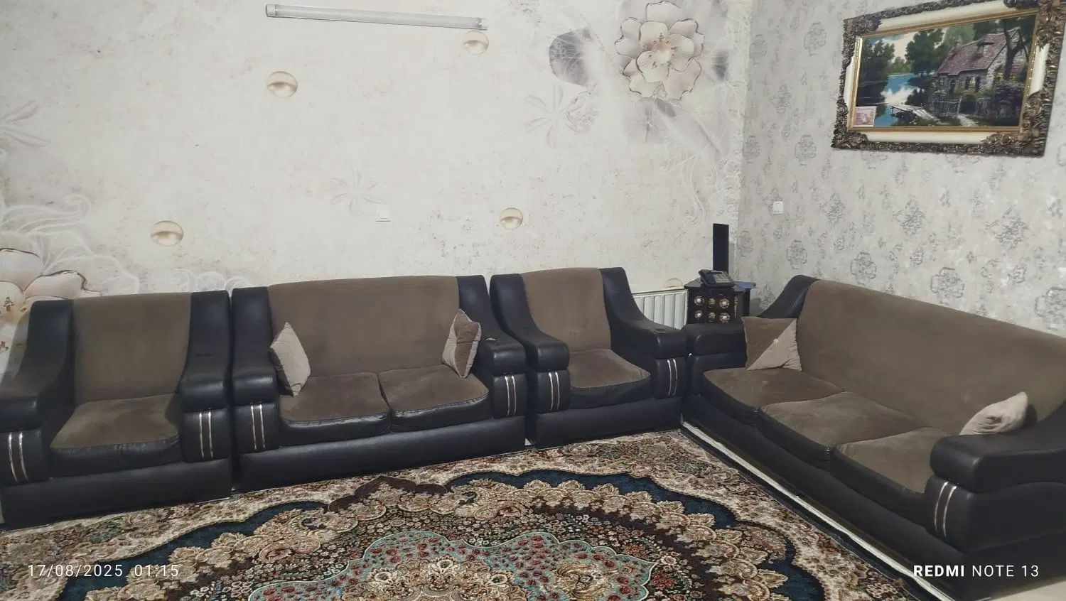 سلام به دوستان یه دست مبل ۷ نفر به فروش می‌رسد|مبلمان خانگی و میز عسلی|مهاجران, |دیوار