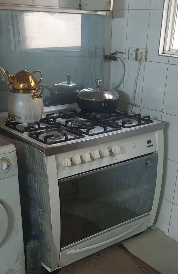 اجاق گاز ۵ شعله فردار کارکرده|اجاق گاز و لوازم برقی پخت‌وپز|اصفهان, رزمندگان|دیوار
