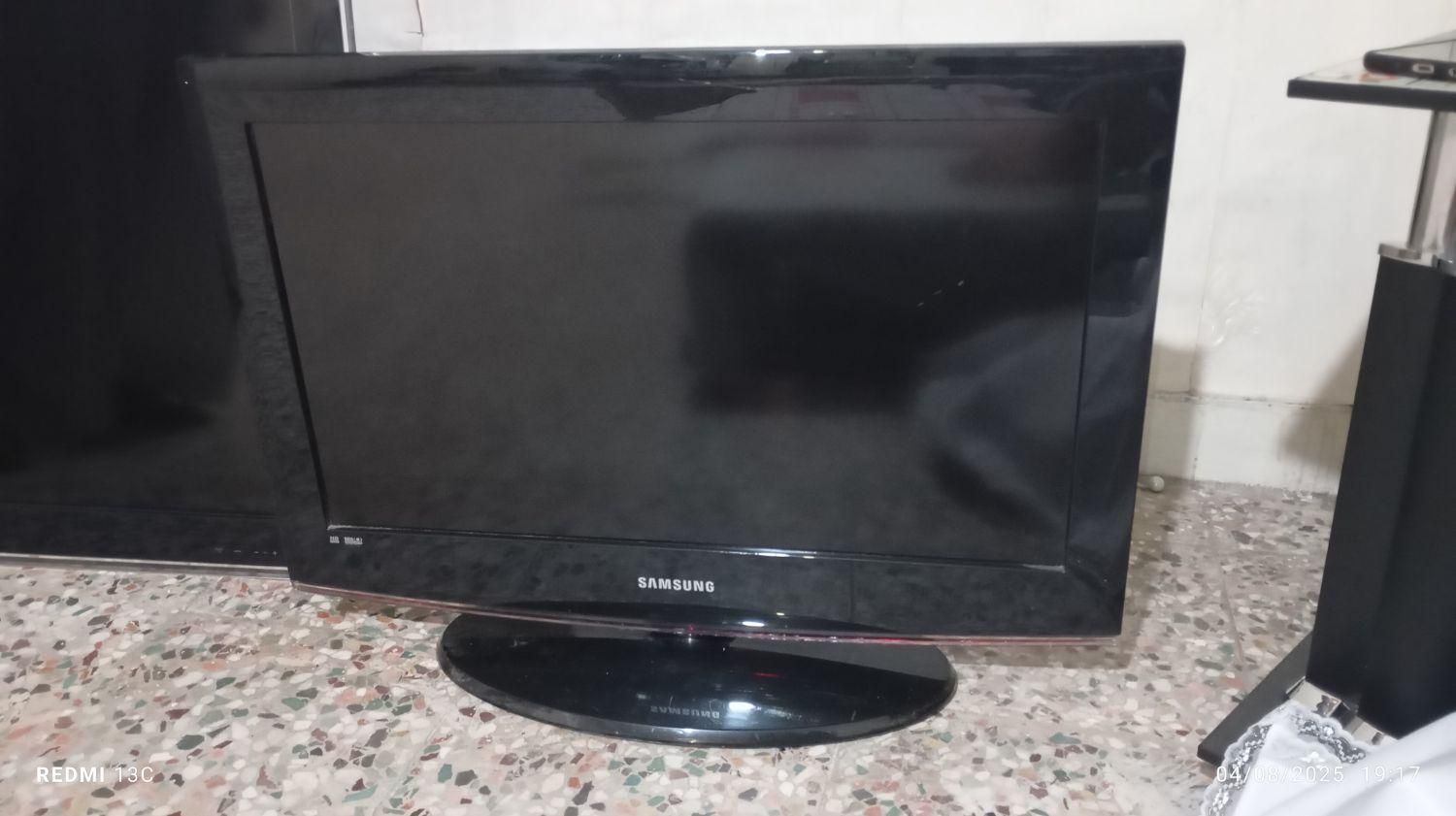 TV سامسونگ ۲۸ اینچ|تلویزیون و پروژکتور|تهران, زهتابی|دیوار
