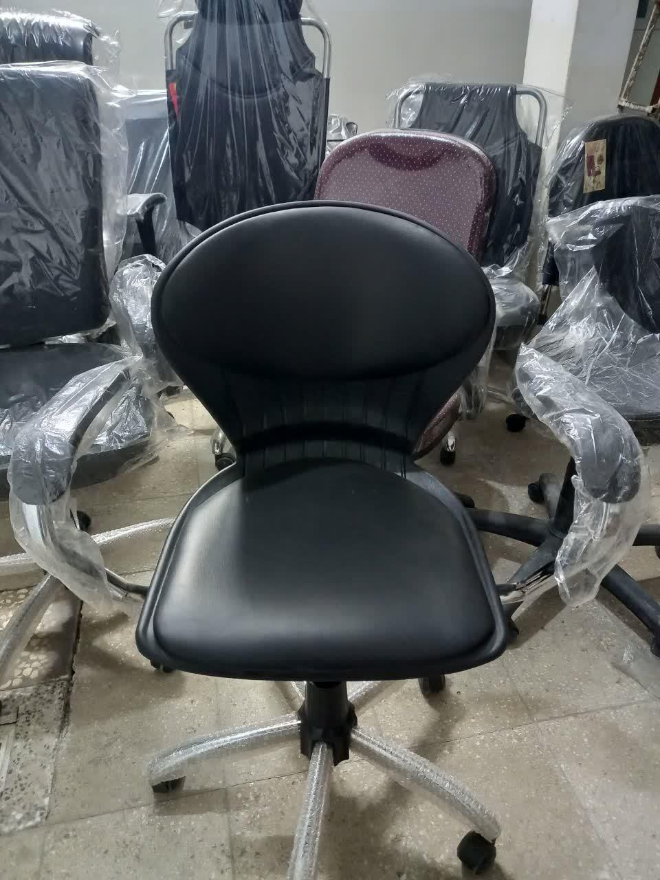 صندلی جکدار صدفی|صندلی و نیمکت|کاشان, زیدی|دیوار