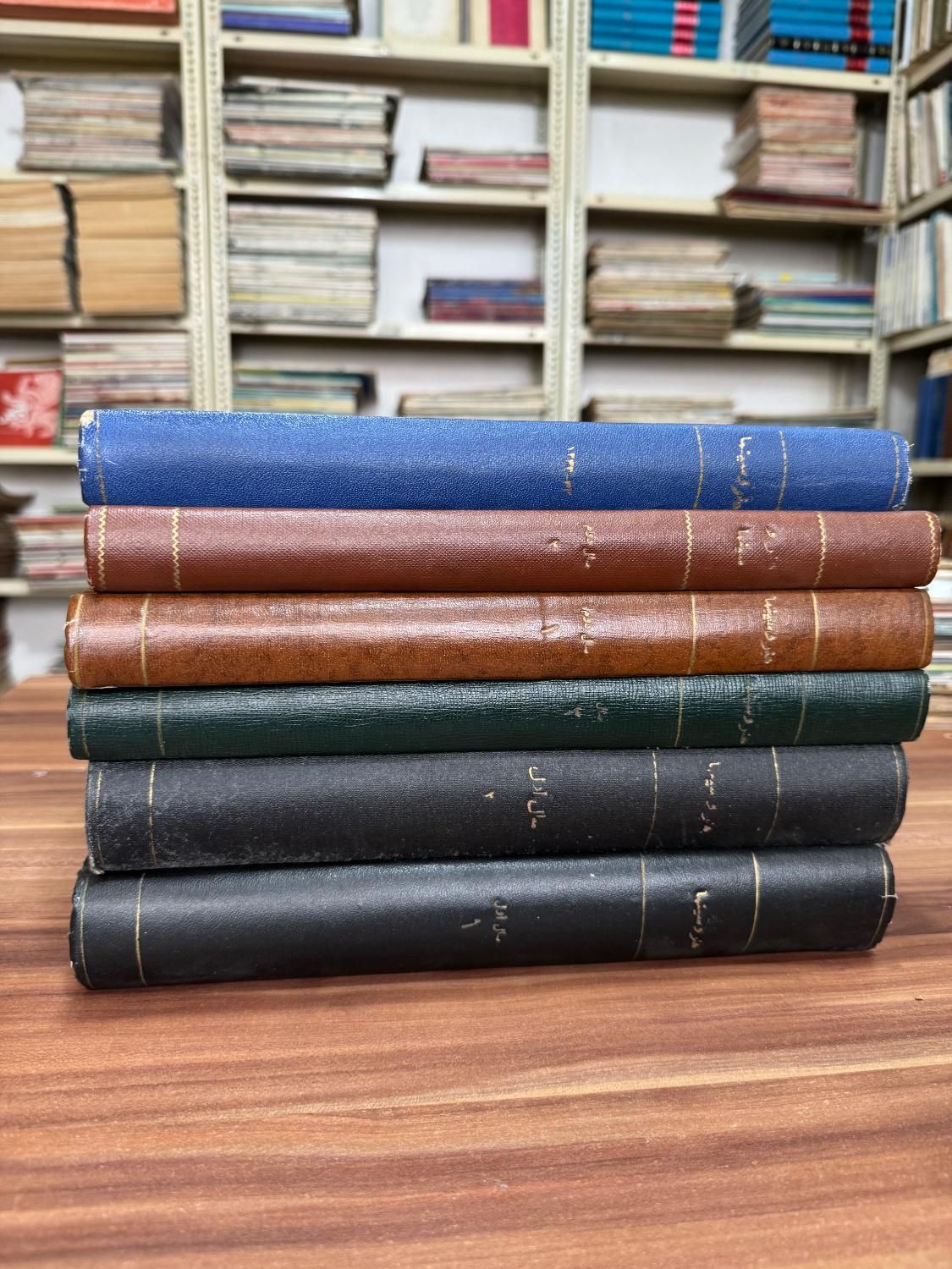 فروش و خریدار مجله قدیمی عکس قدیمی نقاشی بولتن|مجلات|تهران, امیرآباد|دیوار