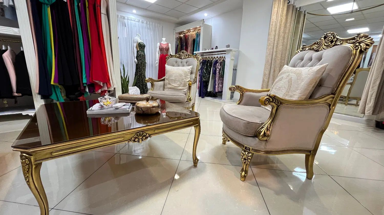 فروش دکوراسیون و مبلمان مزون|مبلمان اداری|تهران,  امام زاده قاسم (نیاوران)|دیوار