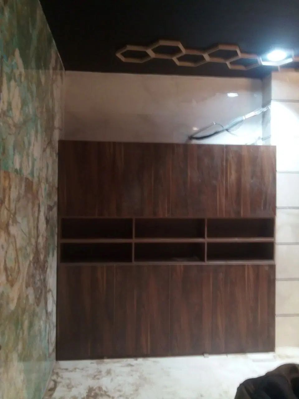 نصب کابینت و کمد دیواری نقاشی و نصب کاغذ دیواری|خدمات پیشه و مهارت|پردیس, فاز ۱۱|دیوار