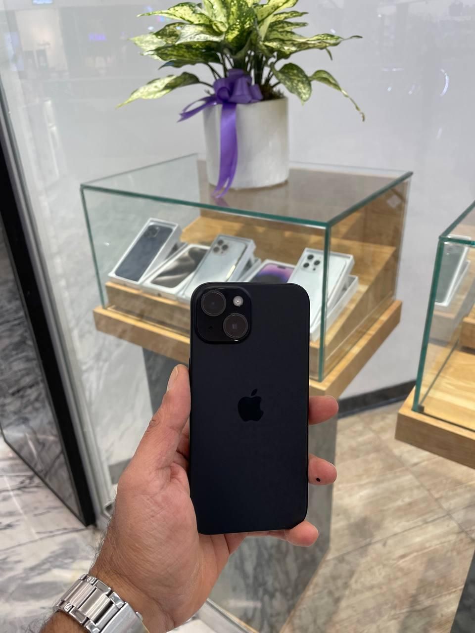اپل iPhone 15 با حافظهٔ ۱۲۸ گیگابایت|موبایل|تهران, صادقیه|دیوار